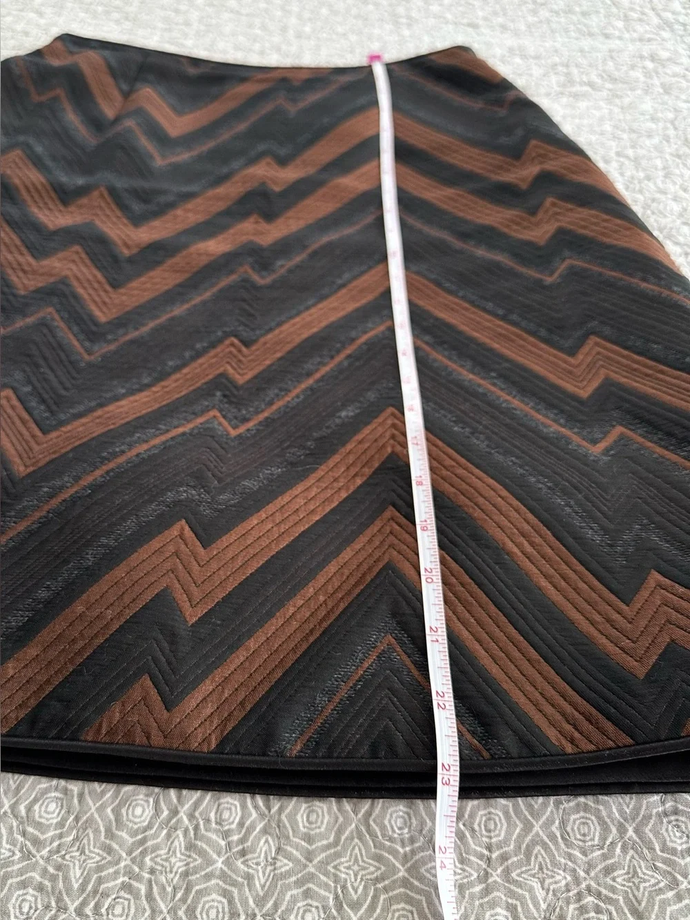 Akris Punto Copper Black Gray A-Line Skirt Herringbone Chevron Jacquard Size 6